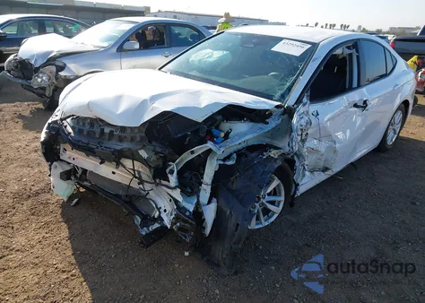 2025 Toyota Camry Le from USA, damaged, VIN 4T1DAACK0SU094941